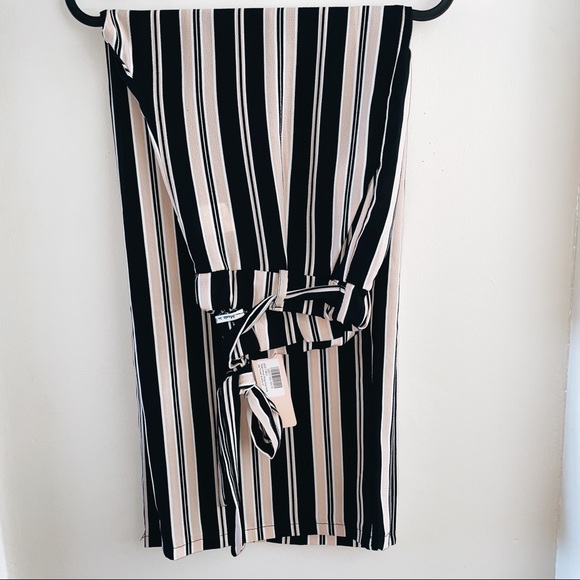 BOOHOO WIDE LEG PANT - Picture 2 of 2